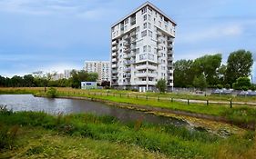 Elite Apartments Seaview Tower